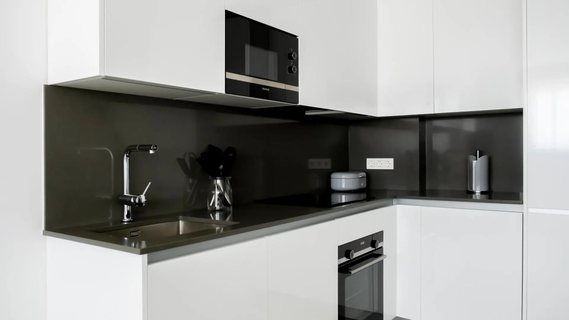 Urban Sky Apartment Malaga II 0*,